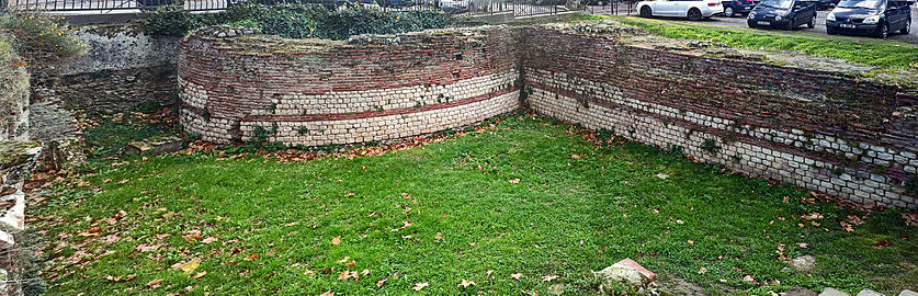 Remains of the walls of the ancient Toulouse